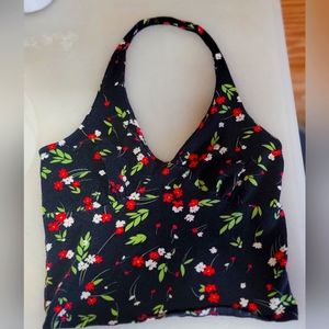 Cute halter top!